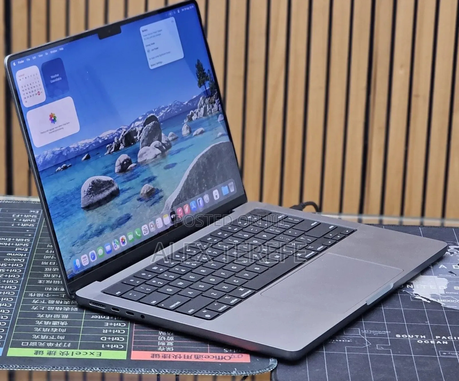 New Laptop Apple MacBook Pro 2021 M1 16GB Apple M1 Pro SSD 512GB