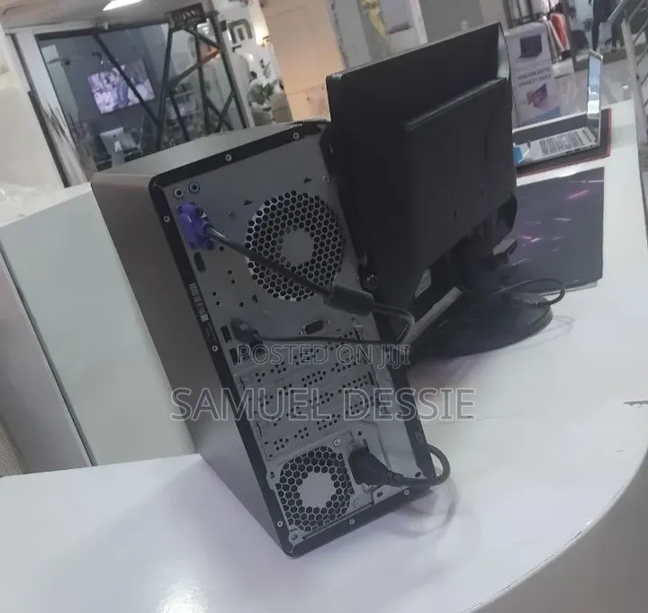 New Desktop Computer HP 290 G4 8GB Intel Core i7 HDD 1T
