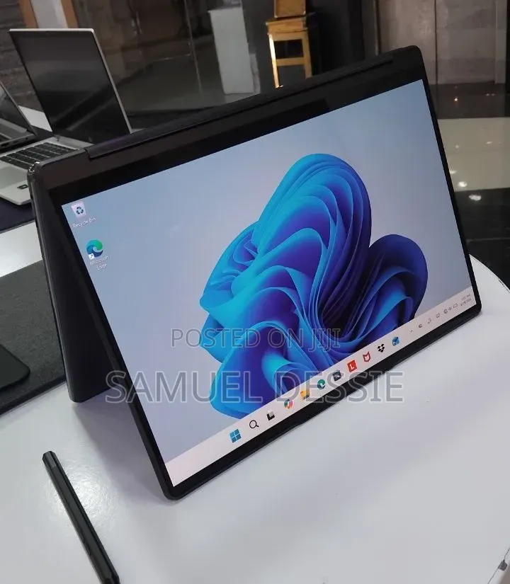 New Laptop Lenovo Yoga 9i 16GB Intel Core i7 SSD 1T