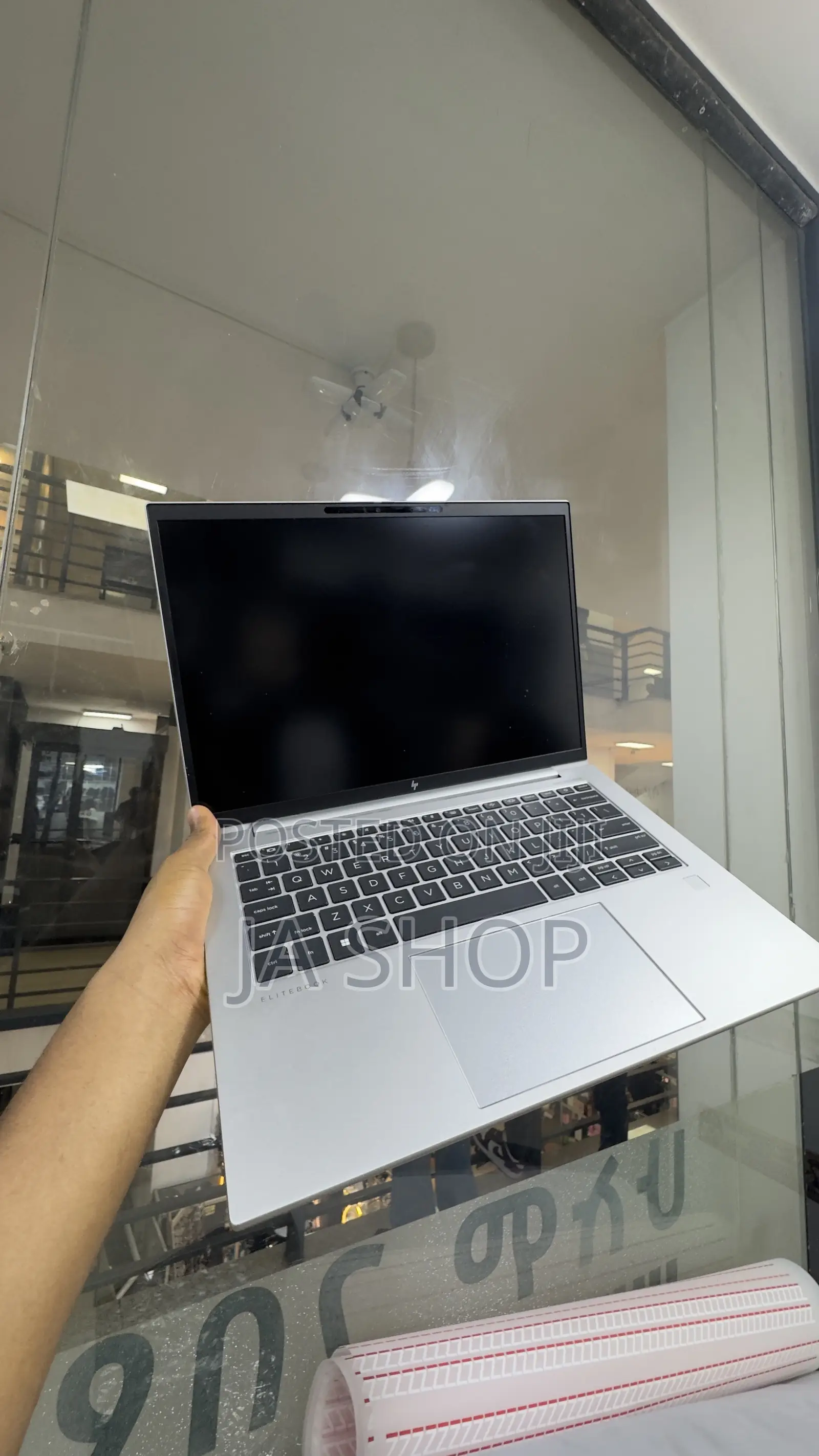 New Laptop HP 240 G9 16GB Intel Core i7 SSD 512GB