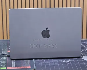 New Laptop Apple MacBook Pro 2021 M1 16GB Apple M1 Pro SSD 512GB