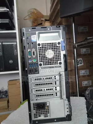 Desktop Computer Dell OptiPlex 3050 8GB Intel Core i5 HDD 1T