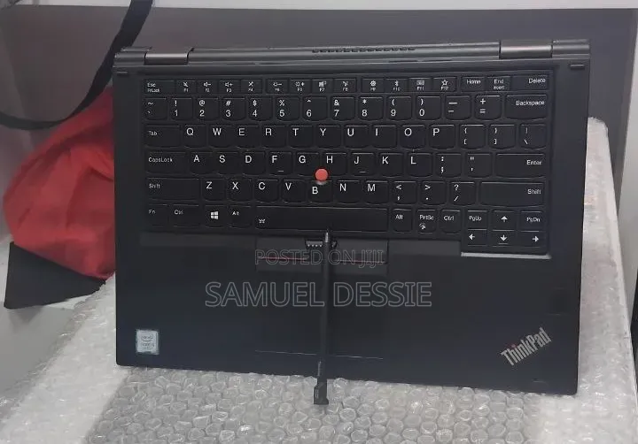 New Laptop Lenovo ThinkPad Yoga 370 8GB Intel Core i5 SSD 256GB