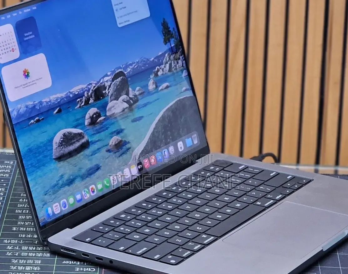 New Laptop Apple MacBook Pro 2021 M1 16GB Apple M1 SSD 512GB