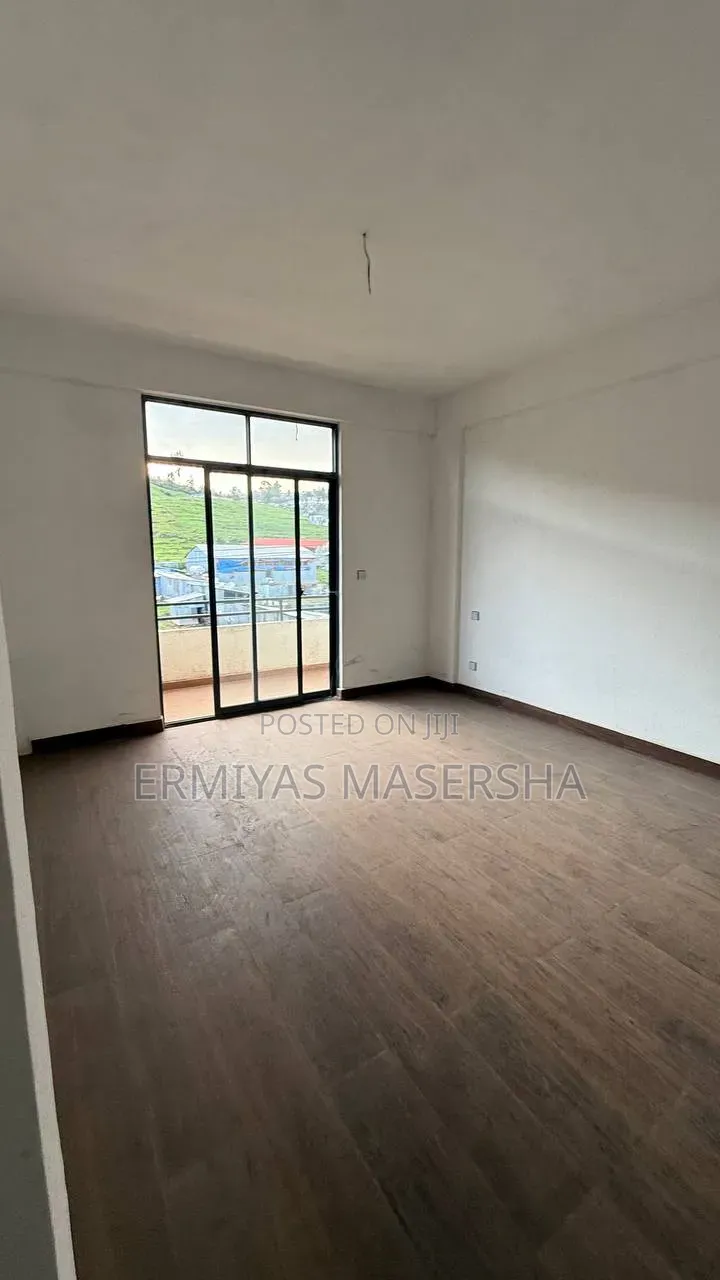 Furnished 3bdrm Apartment in Yeka for sale