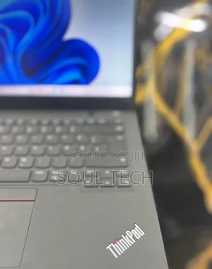 New Laptop Lenovo ThinkPad T14s Gen 2 16GB Intel Core i7 SSD 512GB