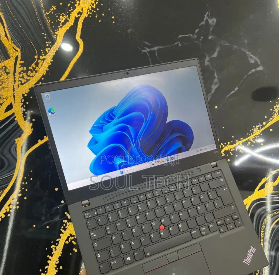 New Laptop Lenovo ThinkPad T14s Gen 2 16GB Intel Core i7 SSD 512GB