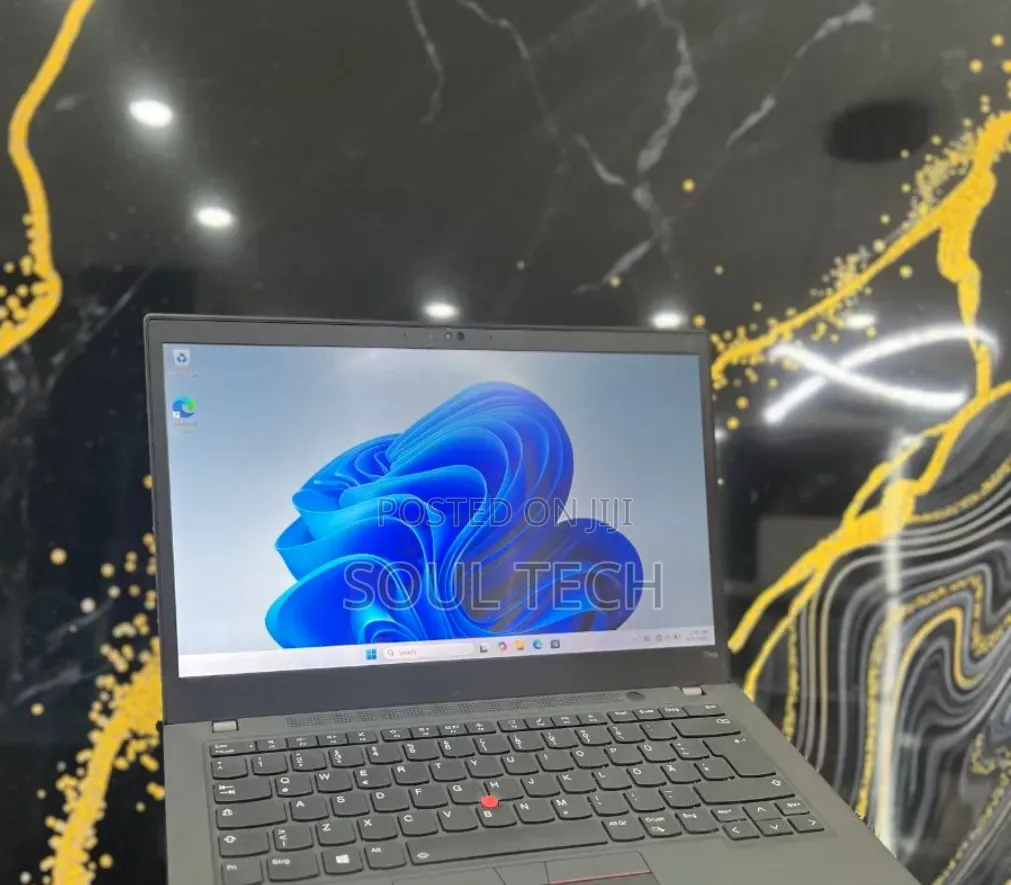 New Laptop Lenovo ThinkPad T14s Gen 2 16GB Intel Core i7 SSD 512GB