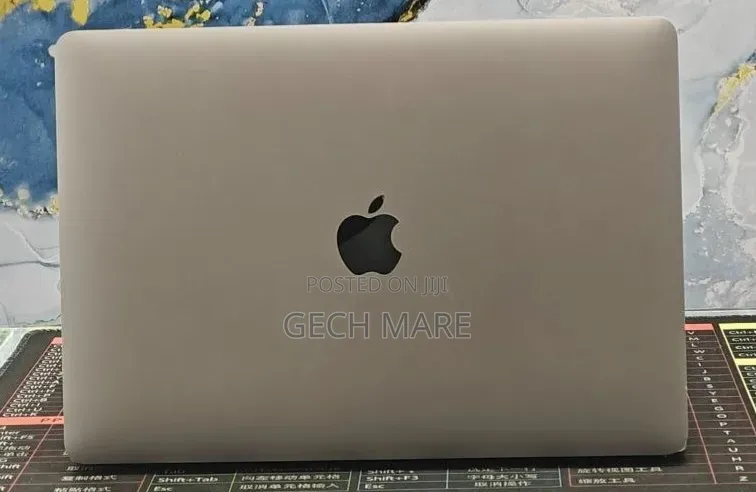 New Laptop Apple MacBook Air 2020 M1 16GB Intel SSD 512GB