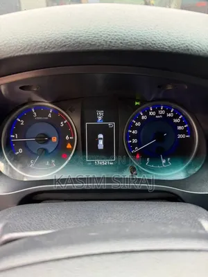 Toyota Hilux 2016 Silver