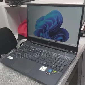 New Laptop HP Victus 16 16GB Intel Core i7 SSD 512GB