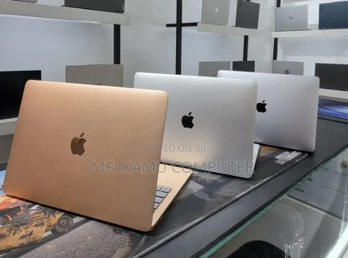 New Laptop Apple MacBook Air 2020 M1 8GB Apple M1 SSD 256GB