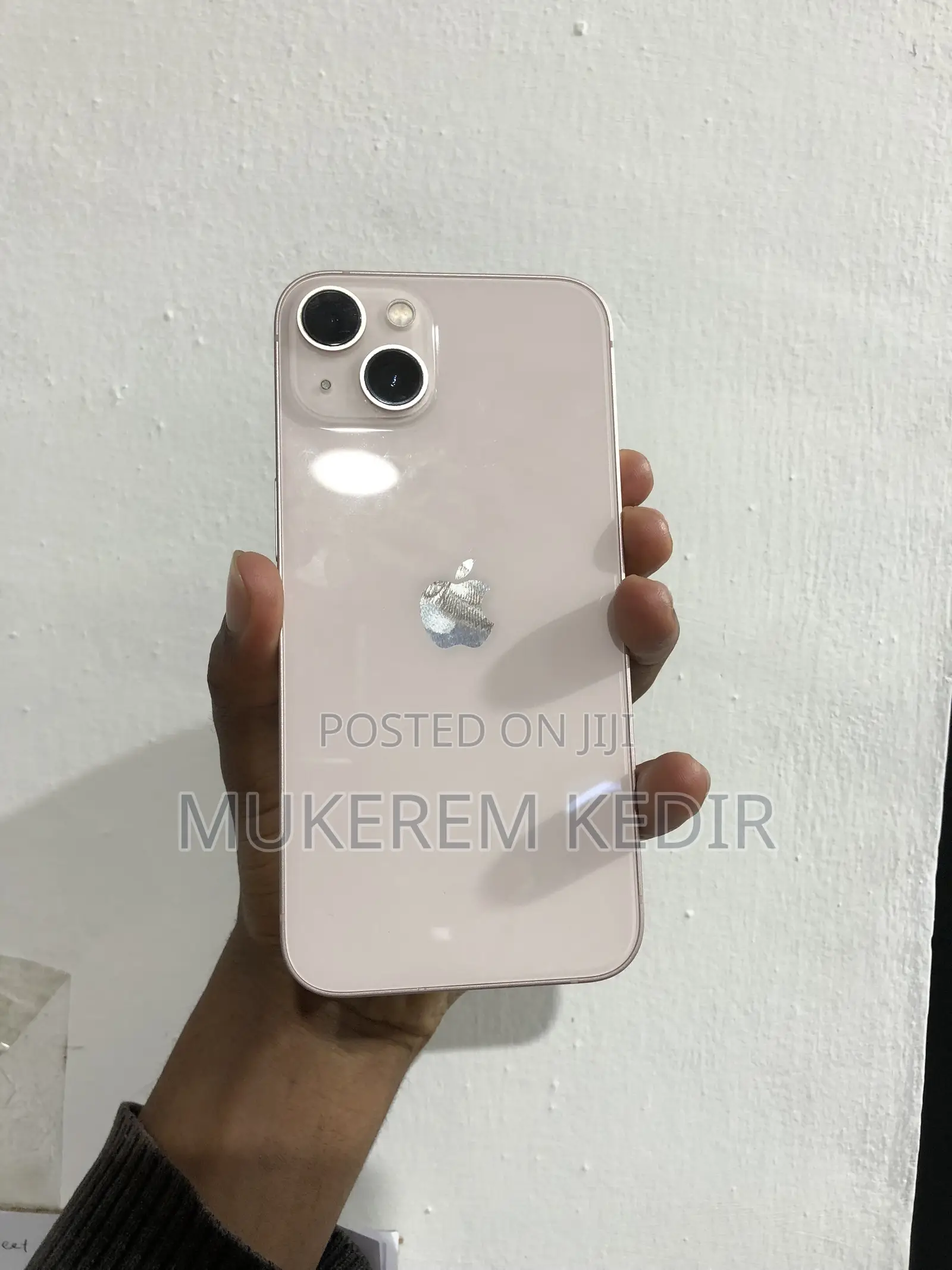 New Apple iPhone 13 256 GB Pink