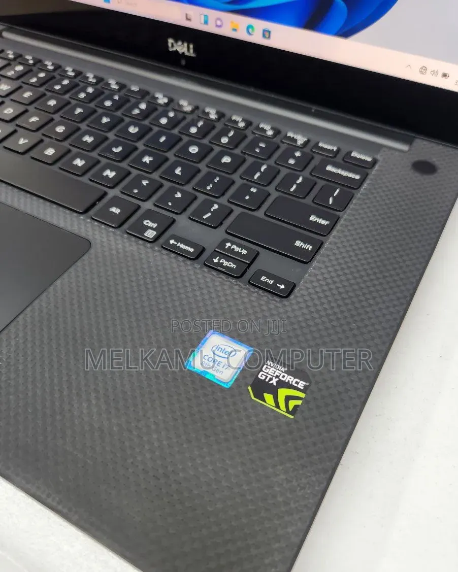 New Laptop Dell XPS 15 16GB Intel Core i7 SSD 512GB