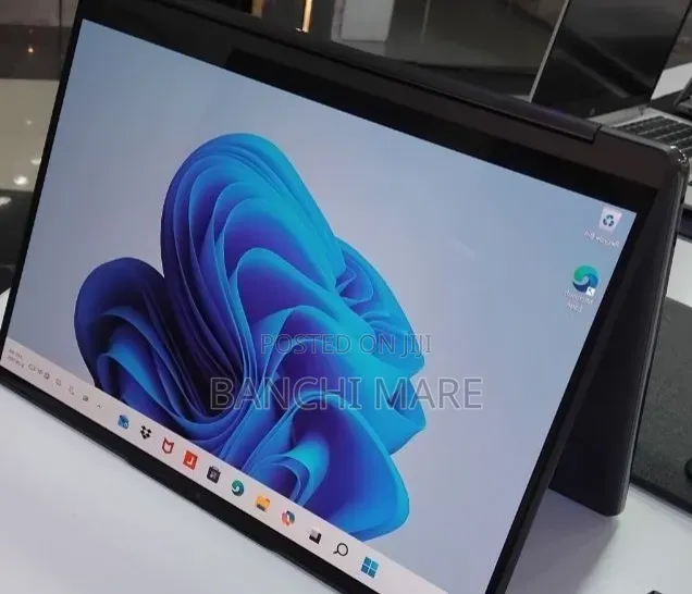 New Laptop Lenovo Yoga 9i 16GB Intel Core i7 SSD 1T