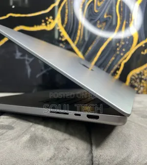 New Apple MacBook Pro 2021 M1 16GB Apple M1 Pro SSHD (Hybrid) 512GB