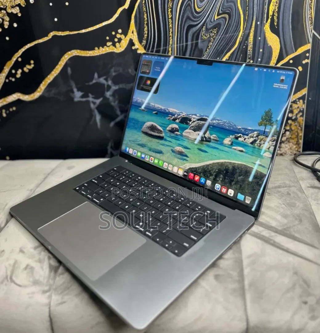 New Apple MacBook Pro 2021 M1 16GB Apple M1 Pro SSHD (Hybrid) 512GB