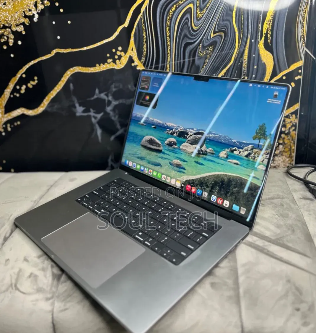 New Apple MacBook Pro 2021 M1 16GB Apple M1 Pro SSHD (Hybrid) 512GB