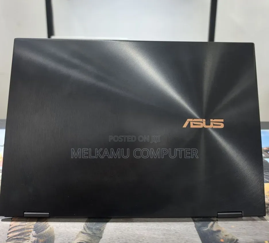 New Laptop Asus Zenbook 14 16GB Intel Core i7 SSD 512GB