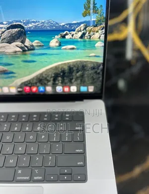 New Laptop Apple MacBook Pro 2021 M1 32GB Apple M1 Pro SSD 512GB