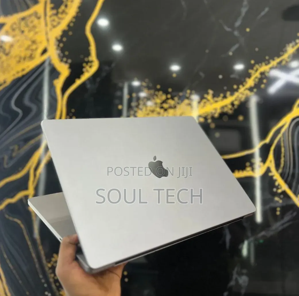 New Laptop Apple MacBook Pro 2021 M1 32GB Apple M1 Pro SSD 512GB