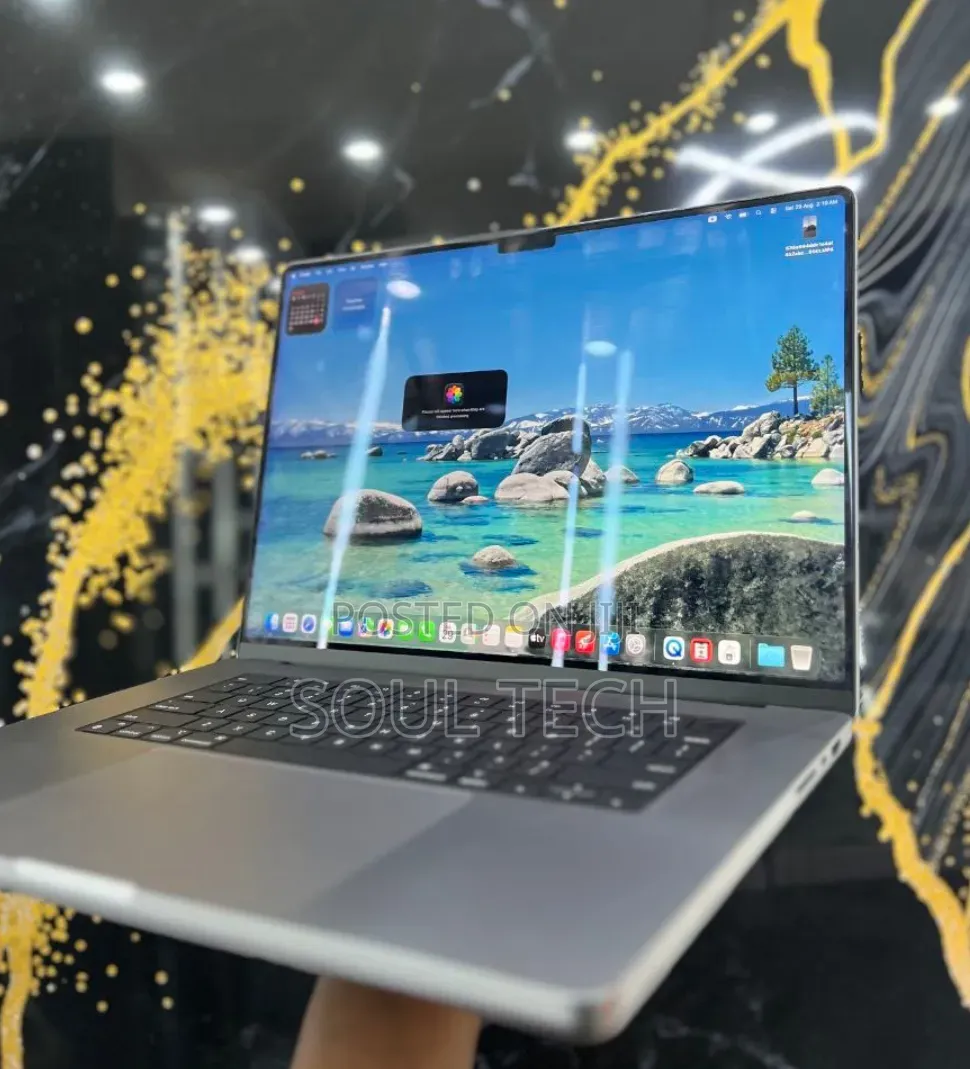 New Laptop Apple MacBook Pro 2021 M1 32GB Apple M1 Pro SSD 512GB