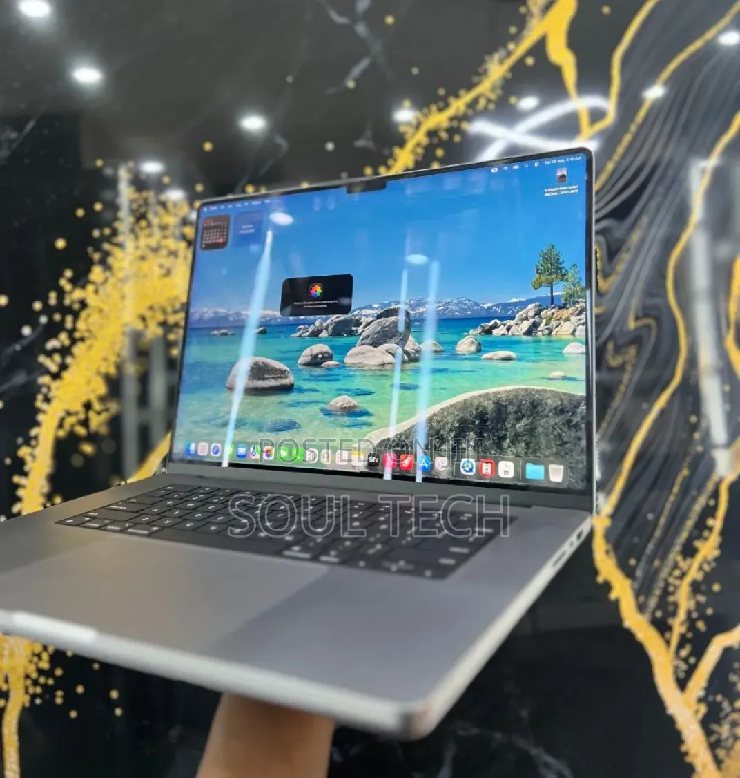 New Laptop Apple MacBook Pro 2021 M1 32GB Apple M1 Pro SSD 512GB