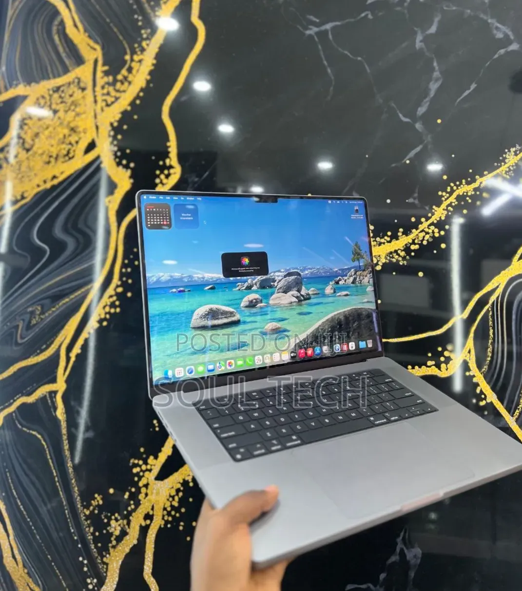 New Laptop Apple MacBook Pro 2021 M1 32GB Apple M1 Pro SSD 512GB