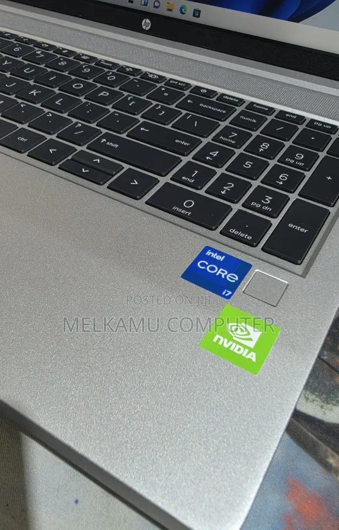 New Laptop HP ProBook 450 G8 16GB Intel Core i7 SSD 512GB