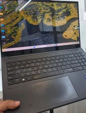 New Laptop Asus ROG Strix G15 16GB Intel Core Ultra 9 SSD 512GB
