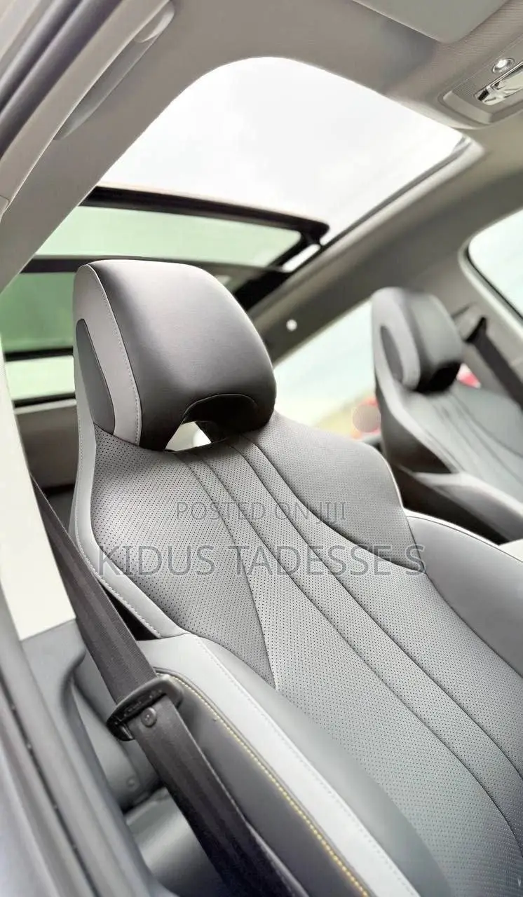 BYD Seal 05 DM-i DM-i 210KM Premium 2026 Silver