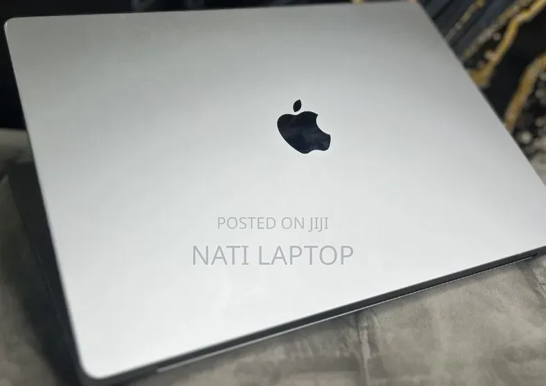 New Laptop Apple MacBook Pro 2021 M1 16GB Apple M1 Pro SSD 512GB