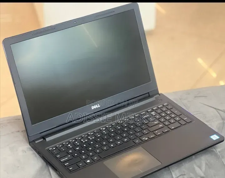 New Laptop Dell Vostro 15 5000 8GB Intel Core i5 HDD 512GB
