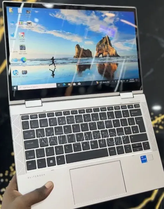 New Laptop HP EliteBook 830 G8 16GB Intel Core i5 SSD 512GB