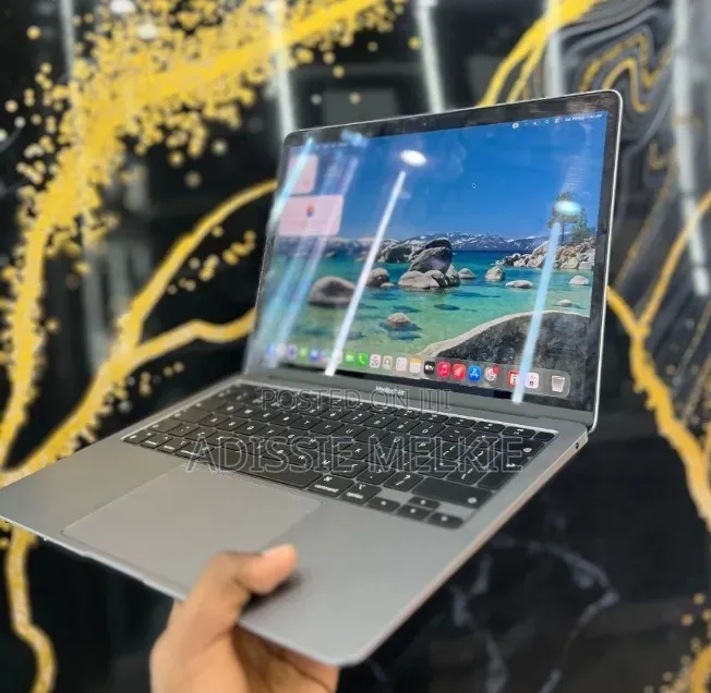 New Laptop Apple MacBook Air 2020 M1 16GB Apple M1 SSD 256GB