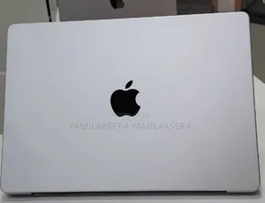 New Laptop Apple MacBook Pro 2024 M4 16GB Apple M4 SSD 512GB
