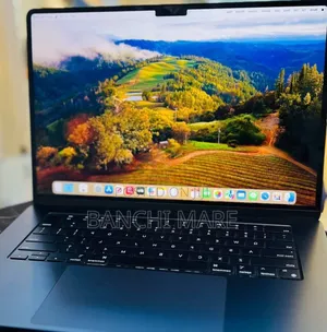 New Laptop Apple MacBook Air 2024 M3 8GB Apple M3 SSD 256GB