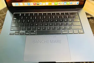 New Laptop Apple MacBook Air 2024 M3 8GB Apple M3 SSD 256GB