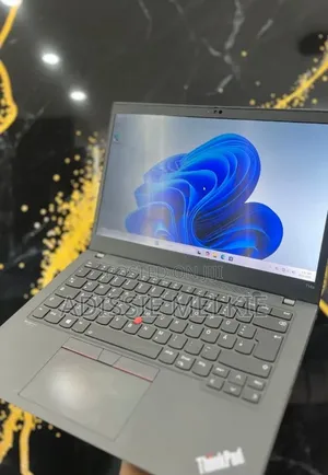 New Laptop Lenovo ThinkPad T14s Gen 2 16GB Intel Core i7 SSD 512GB