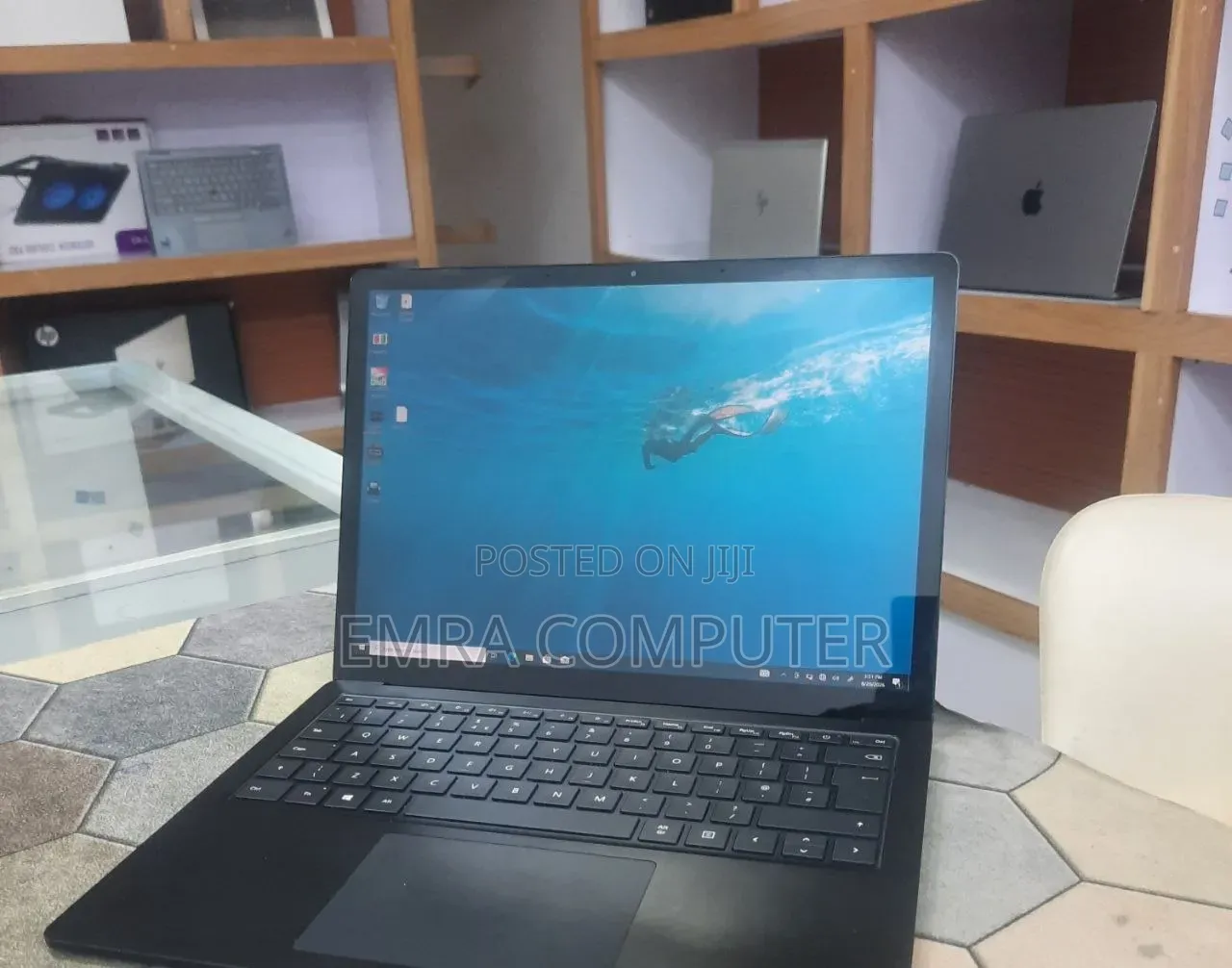 New Laptop Microsoft Surface 16GB Intel Core i5 SSD 512GB