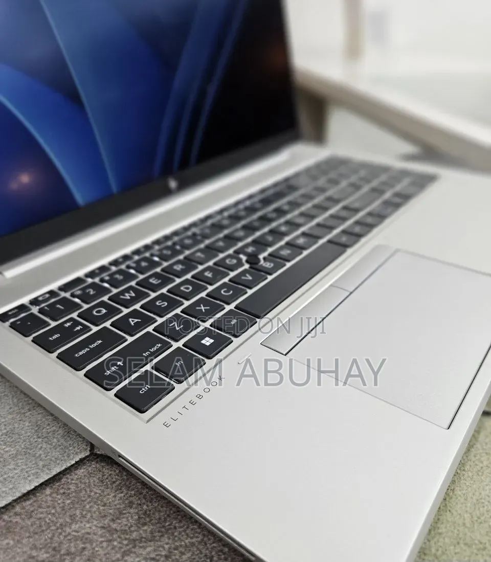 New Laptop HP EliteBook 850 G8 16GB Intel Core i7 SSD 512GB