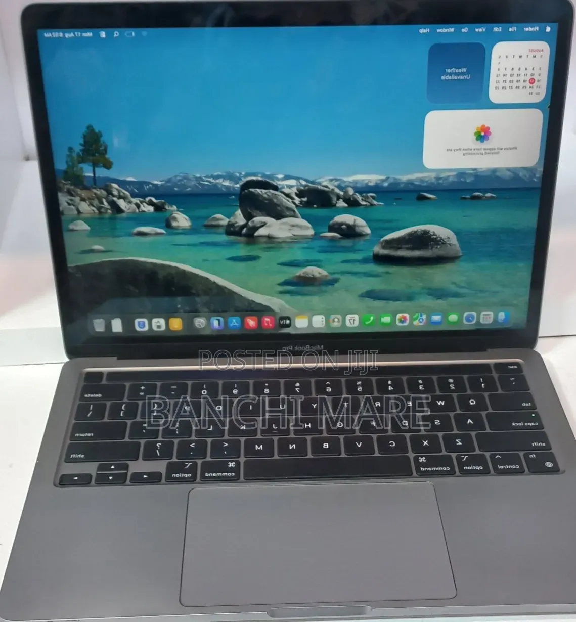 New Laptop Apple MacBook Pro 2020 M1 8GB Apple M1 SSD 256GB