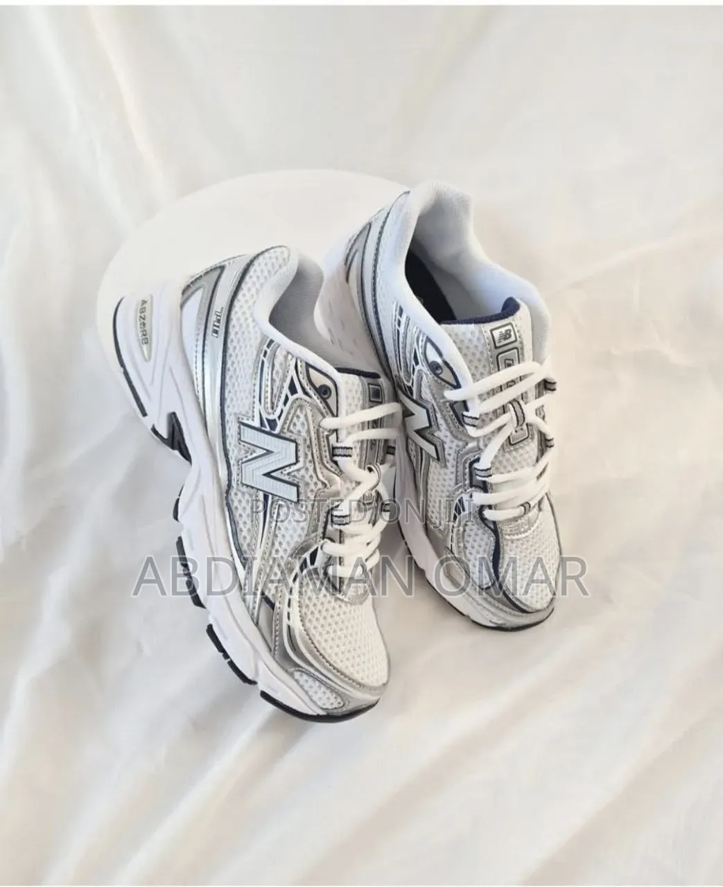 New Balance 740