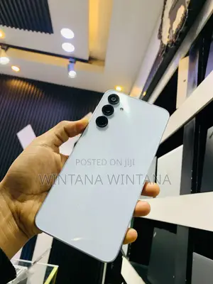 New Samsung Galaxy A16 5G 128 GB White