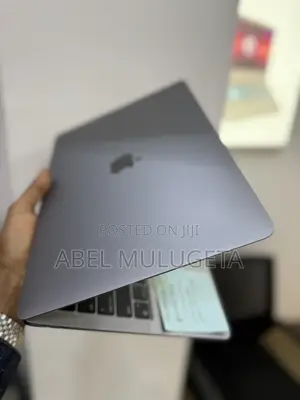 Laptop Apple MacBook Pro 2020 8GB Intel Core i5 SSD 256GB