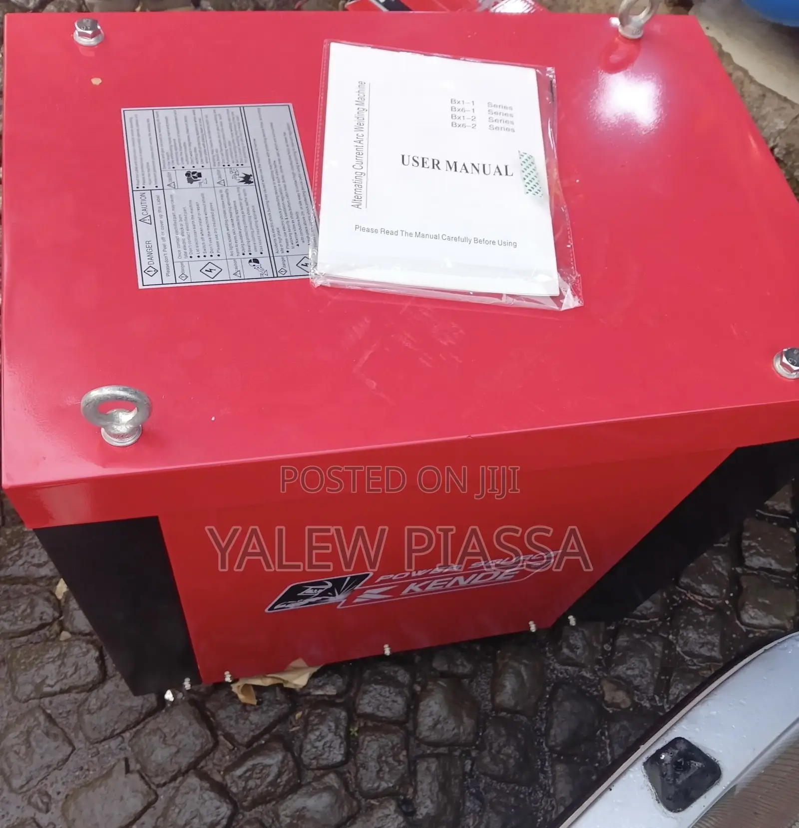 Kende BX1-500-1 AC Arc Welding Machine With a 500-Amp