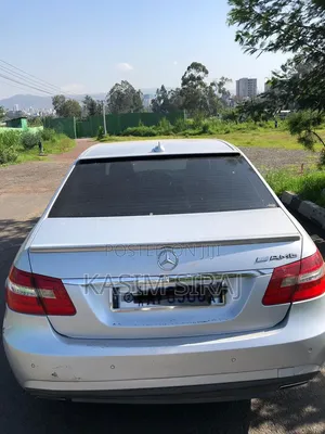 Mercedes-Benz E200 2014 Silver