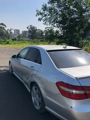 Mercedes-Benz E200 2014 Silver