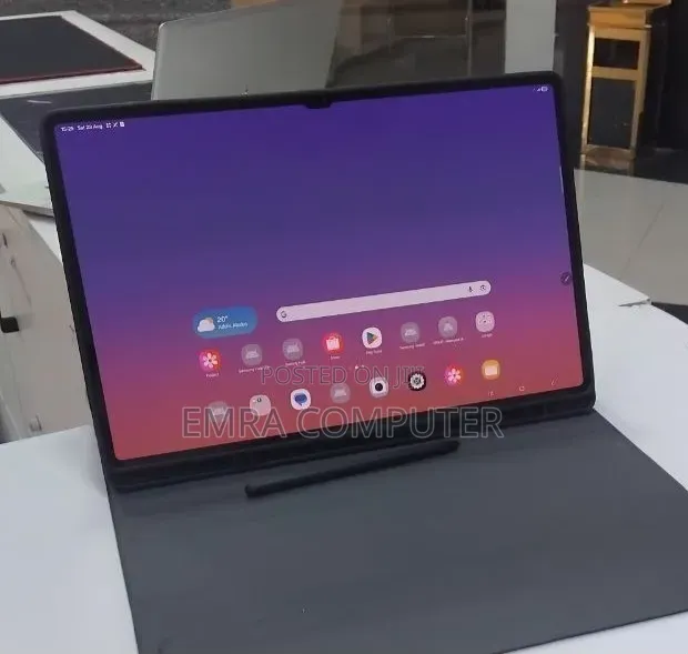 New Laptop Samsung Galaxy Book4 12GB SSD 256GB
