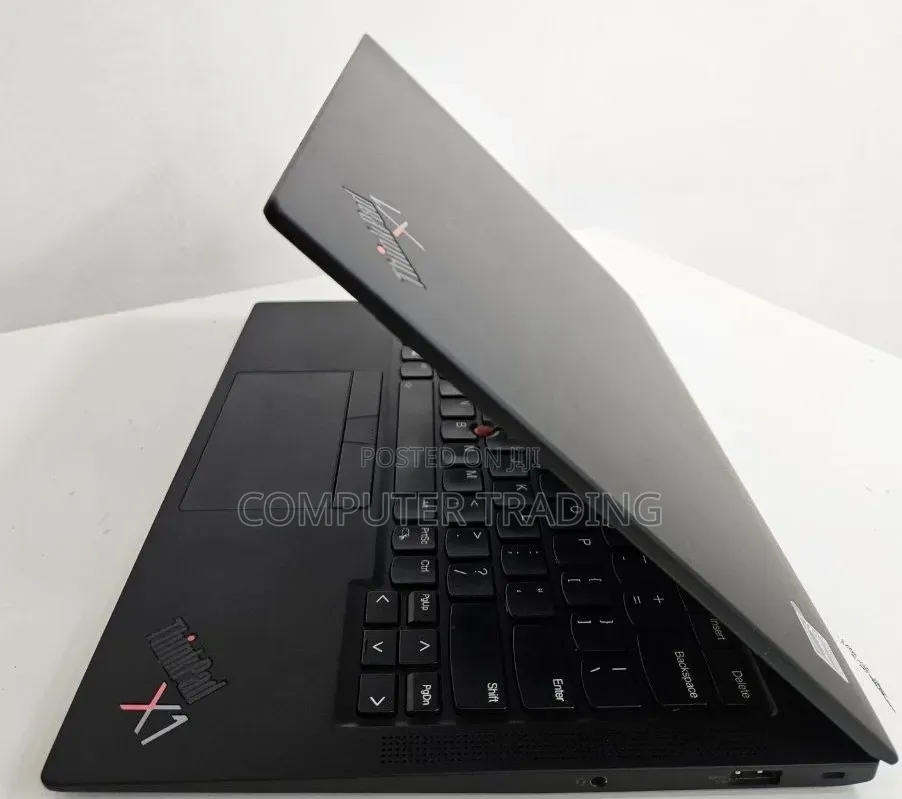 New Laptop Lenovo ThinkPad P14s 16GB Intel Core i7 SSD 512GB